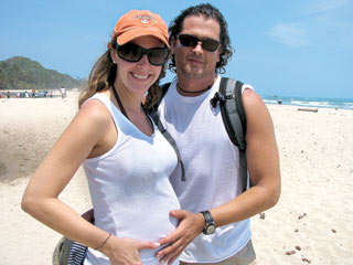 carlos-vives-claudia-elena-embarazada