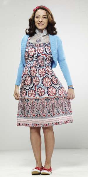 Connie Camelo en Camara Cafe