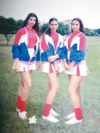 Carolina Cruz porrista