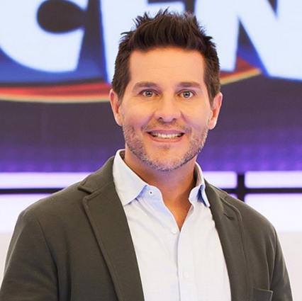 presentador concurso 100 colombianos dicen